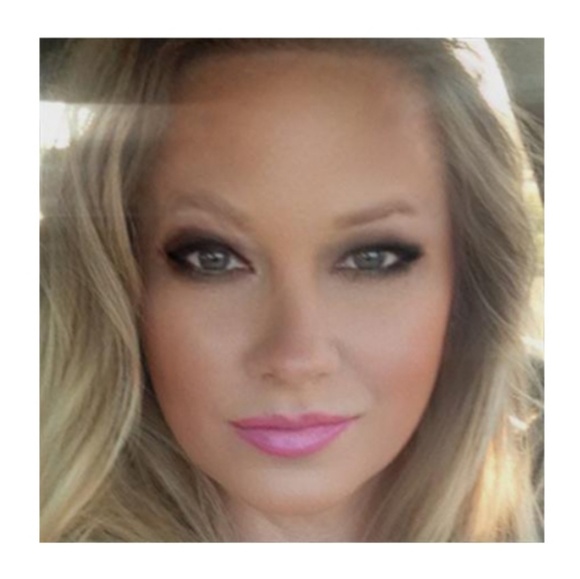 Meet your Posher, Mary - Picture 9 of 14